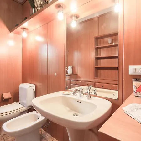 Refuge En Bois - Center And Parking