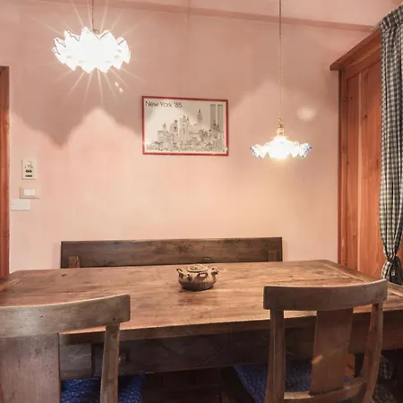 Refuge En Bois - Center And Parking Apartment Courmayeur